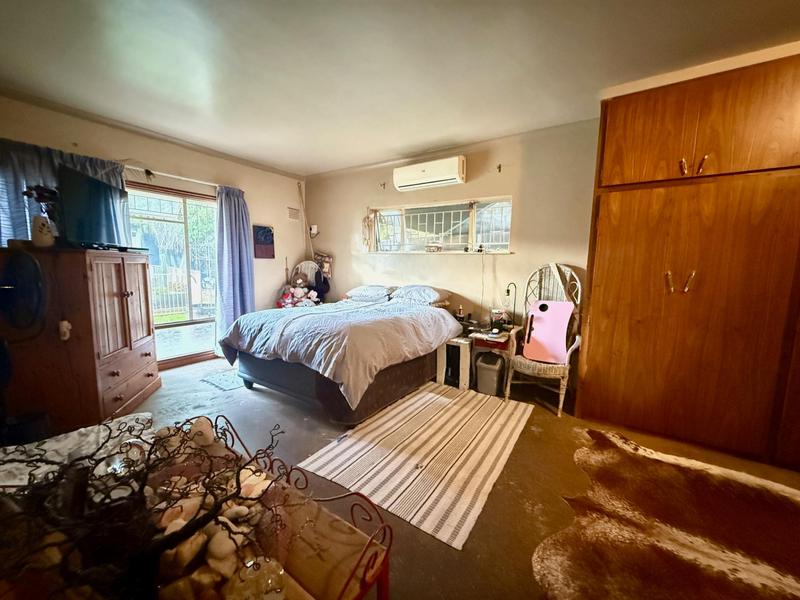 4 Bedroom Property for Sale in Bergzicht Western Cape